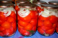 Найсмачніші та найсолодші рецепти консервованих помідорів Солоні помідори на зиму