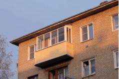 Недороге скління балконів Засклення балконів економ класу від виробника вікон