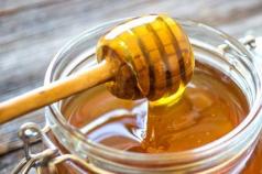 Găsiți esența mierii și aloe în băuturile spirtoase de uz casnic